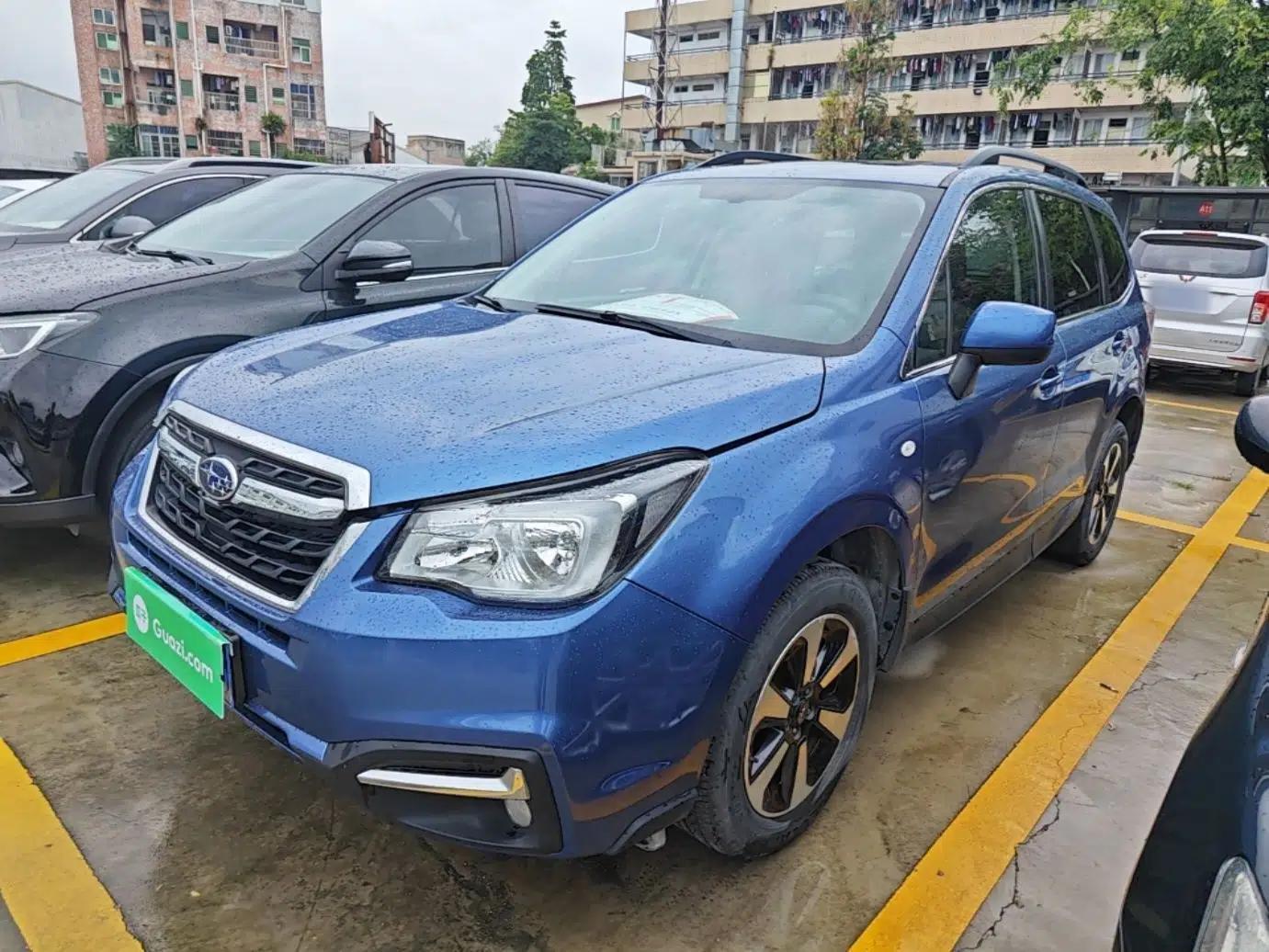 Subaru Forester 2016 2.0i Luxury Navigation Edition — миниатюра 1