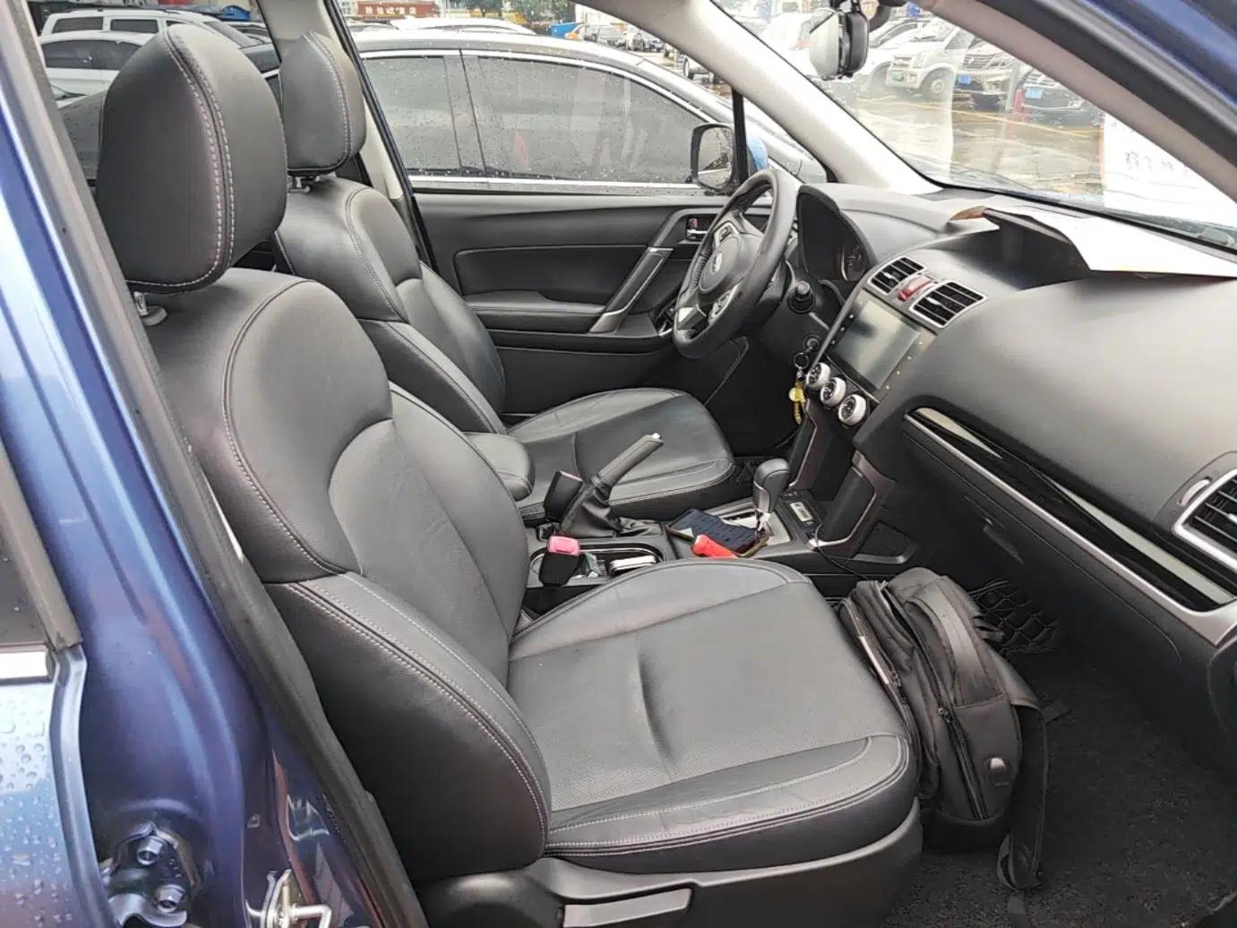 Subaru Forester 2016 2.0i Luxury Navigation Edition — миниатюра 23