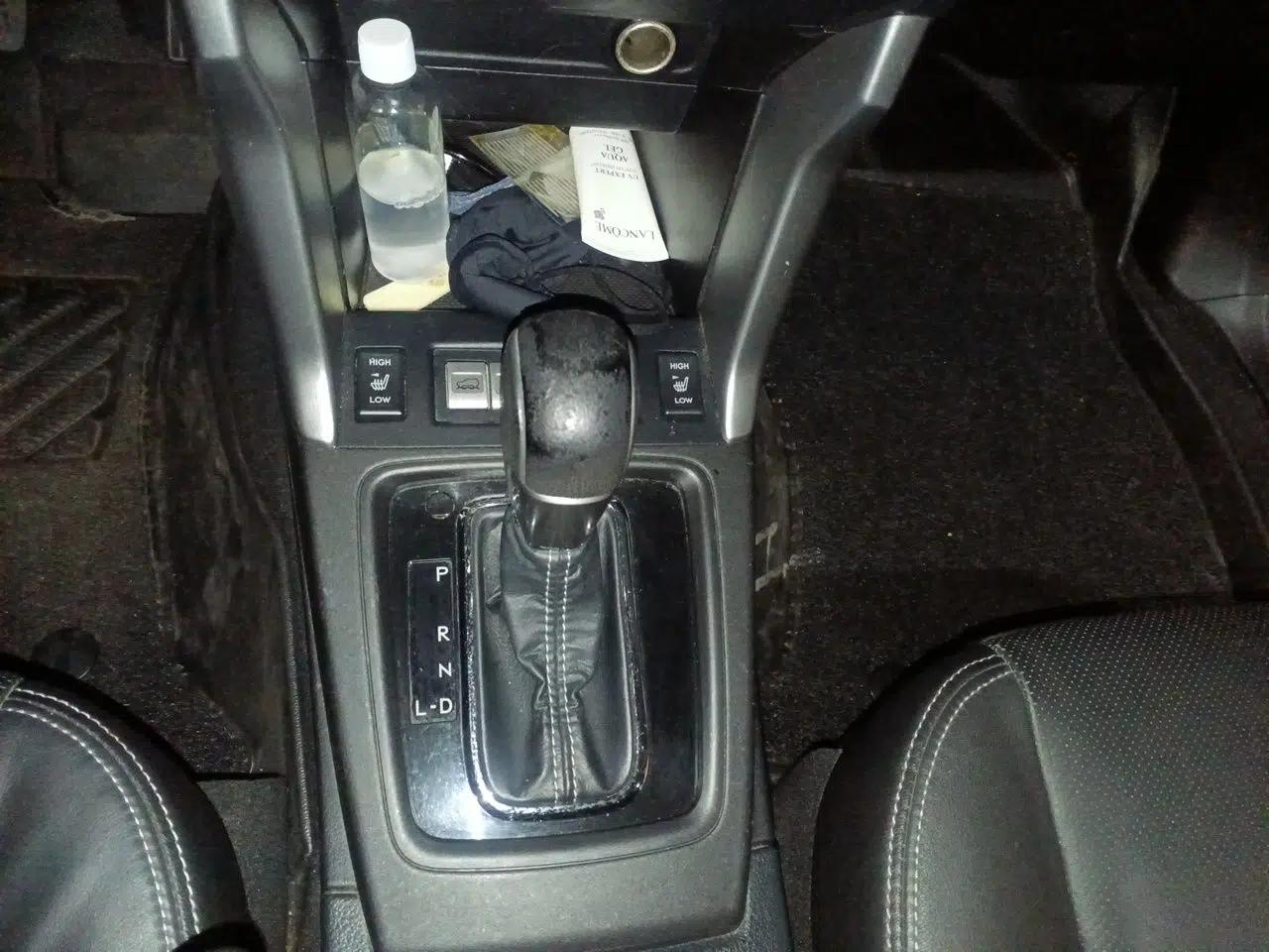 Subaru Forester 2013 2.5i Automatic Luxury Navigation Edition — миниатюра 15