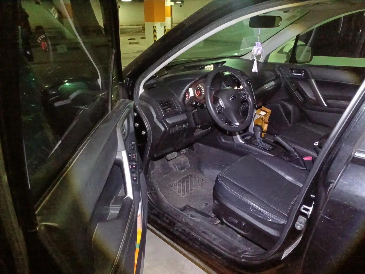 Subaru Forester 2013 2.5i Automatic Luxury Navigation Edition — миниатюра 17