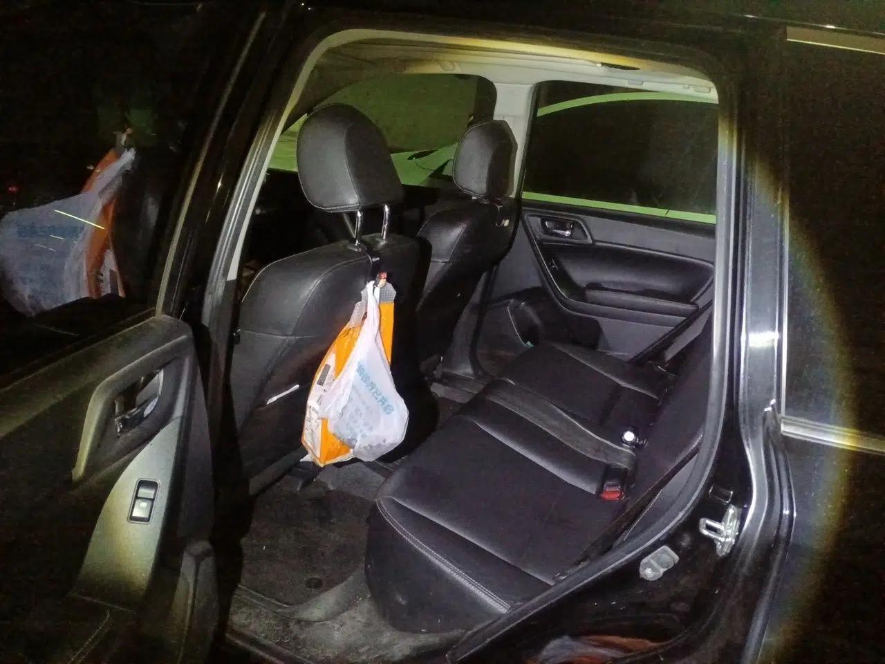 Subaru Forester 2013 2.5i Automatic Luxury Navigation Edition — миниатюра 18