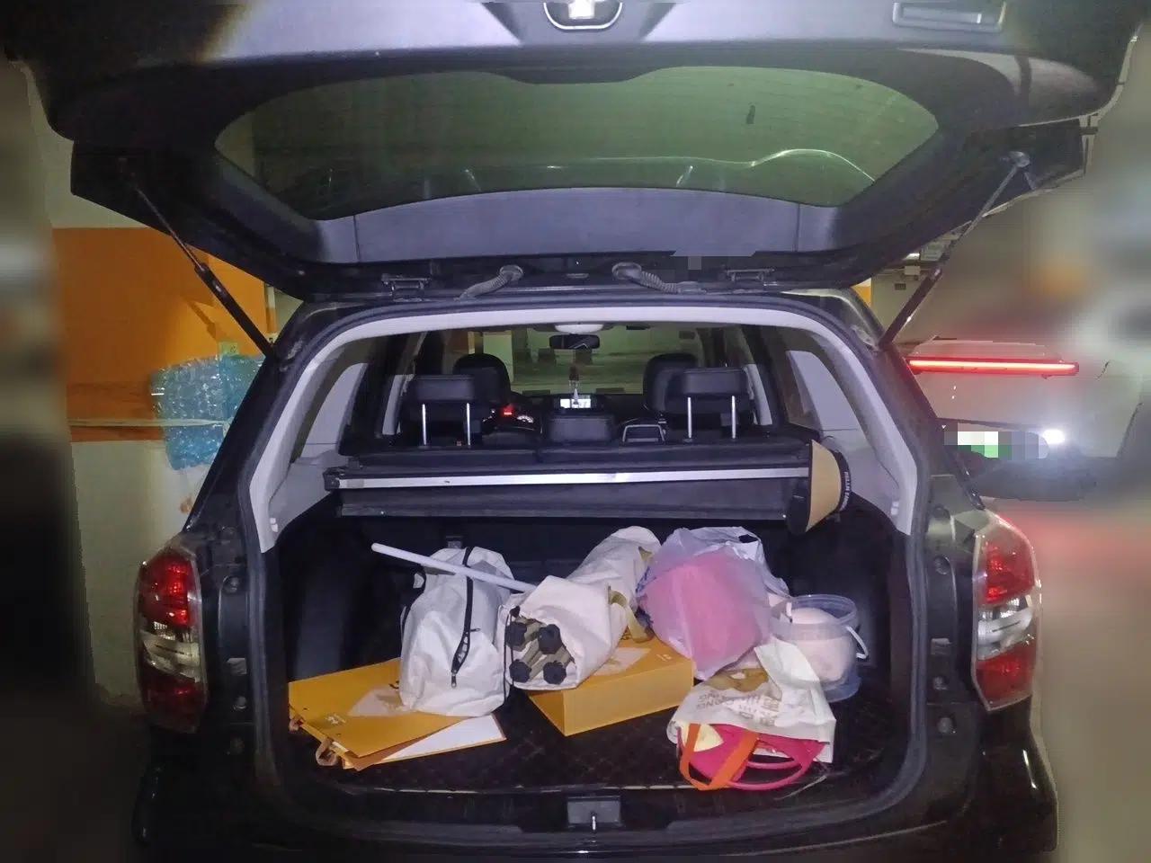 Subaru Forester 2013 2.5i Automatic Luxury Navigation Edition — миниатюра 20