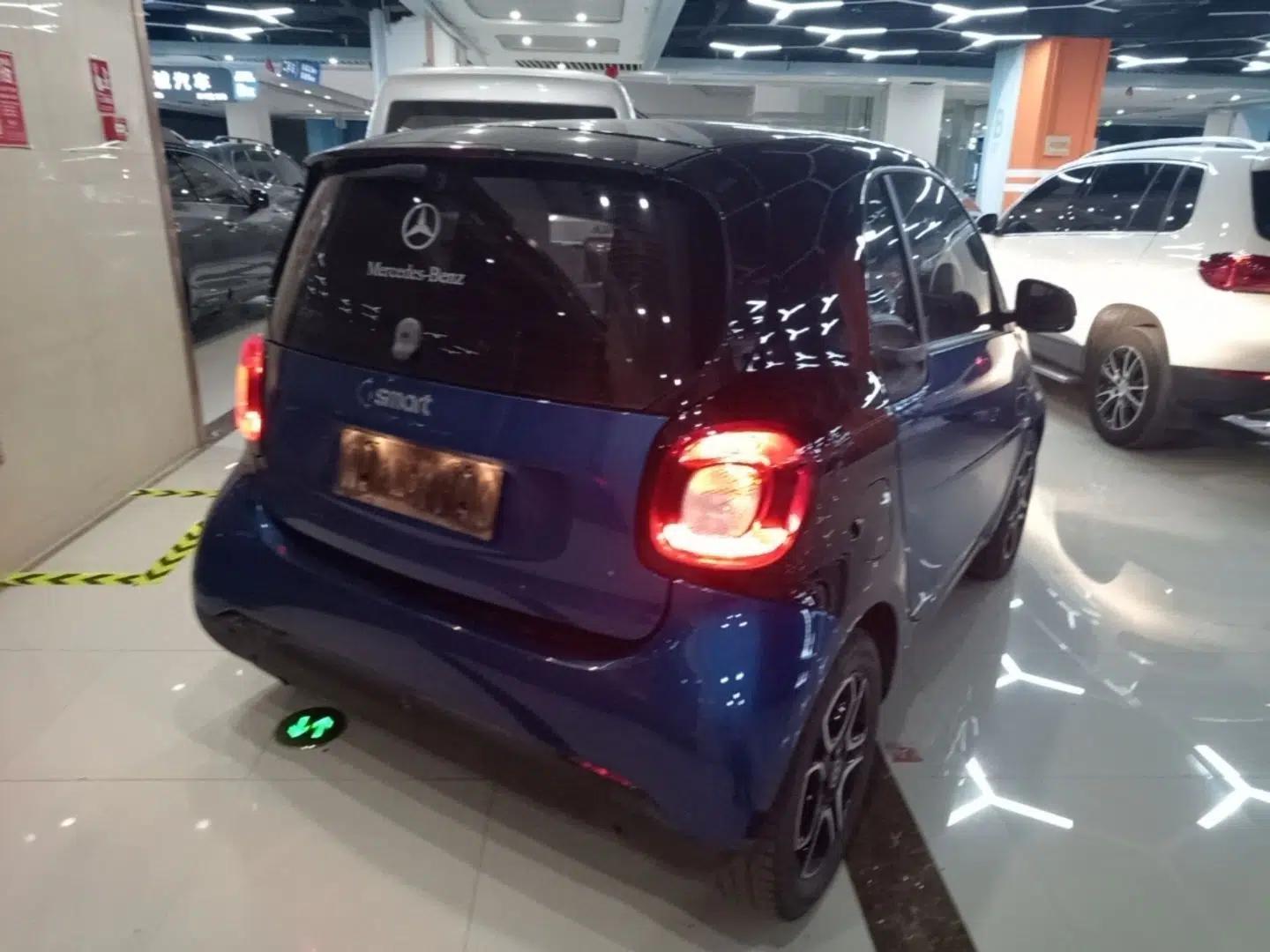 smart fortwo 2016 0.9T 66kW Hardtop Pioneer Edition — миниатюра 6