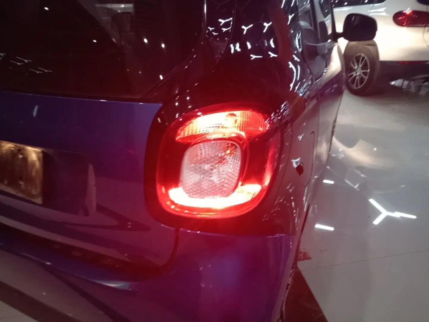 smart fortwo 2016 0.9T 66kW Hardtop Pioneer Edition — миниатюра 7
