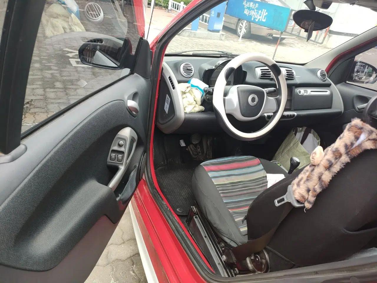 smart fortwo 2014 1.0 MHD Hardtop BoConcept Special Edition — миниатюра 17