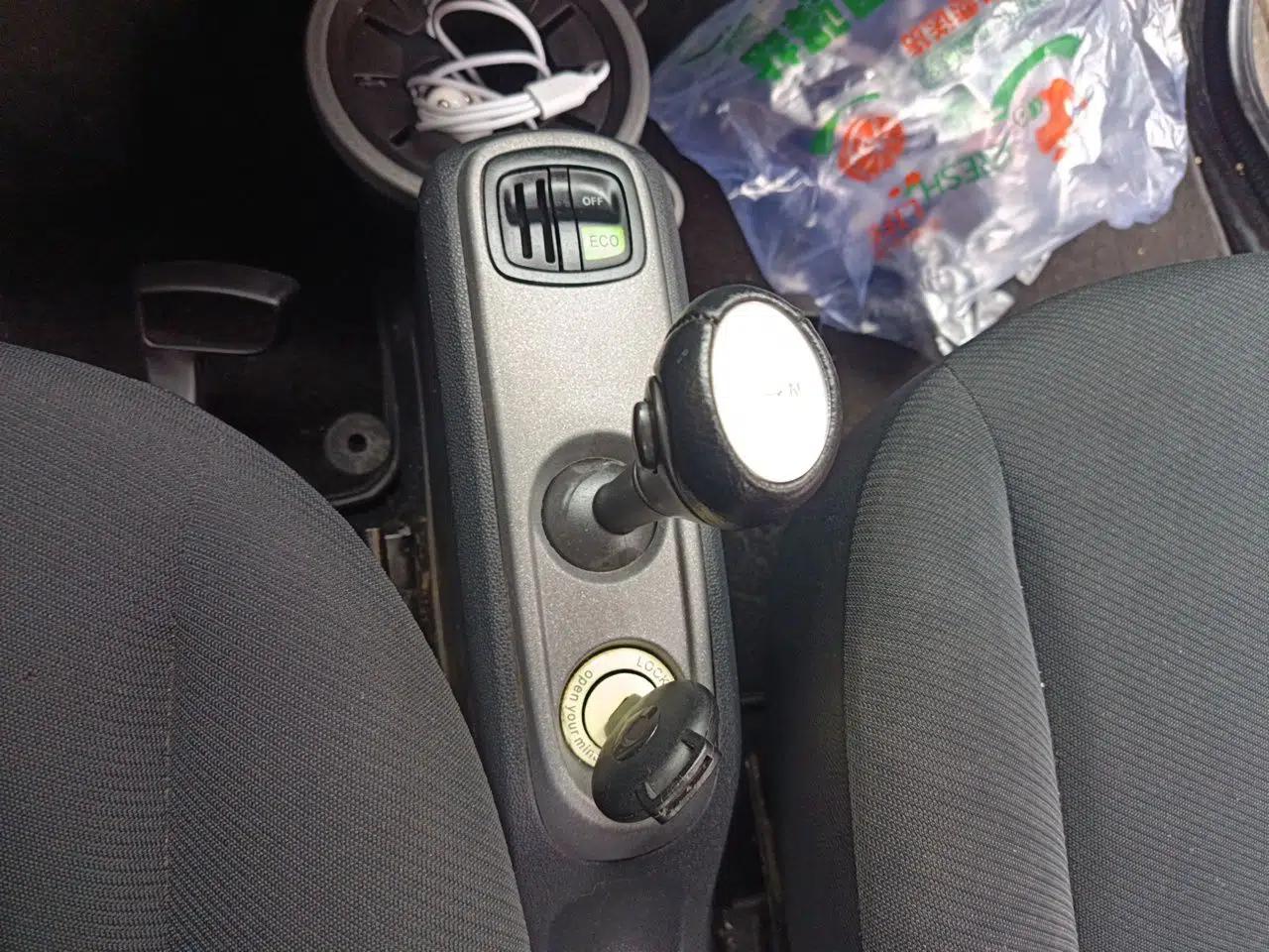 smart fortwo 2012 1.0 MHD Hardtop Standard Edition — миниатюра 15