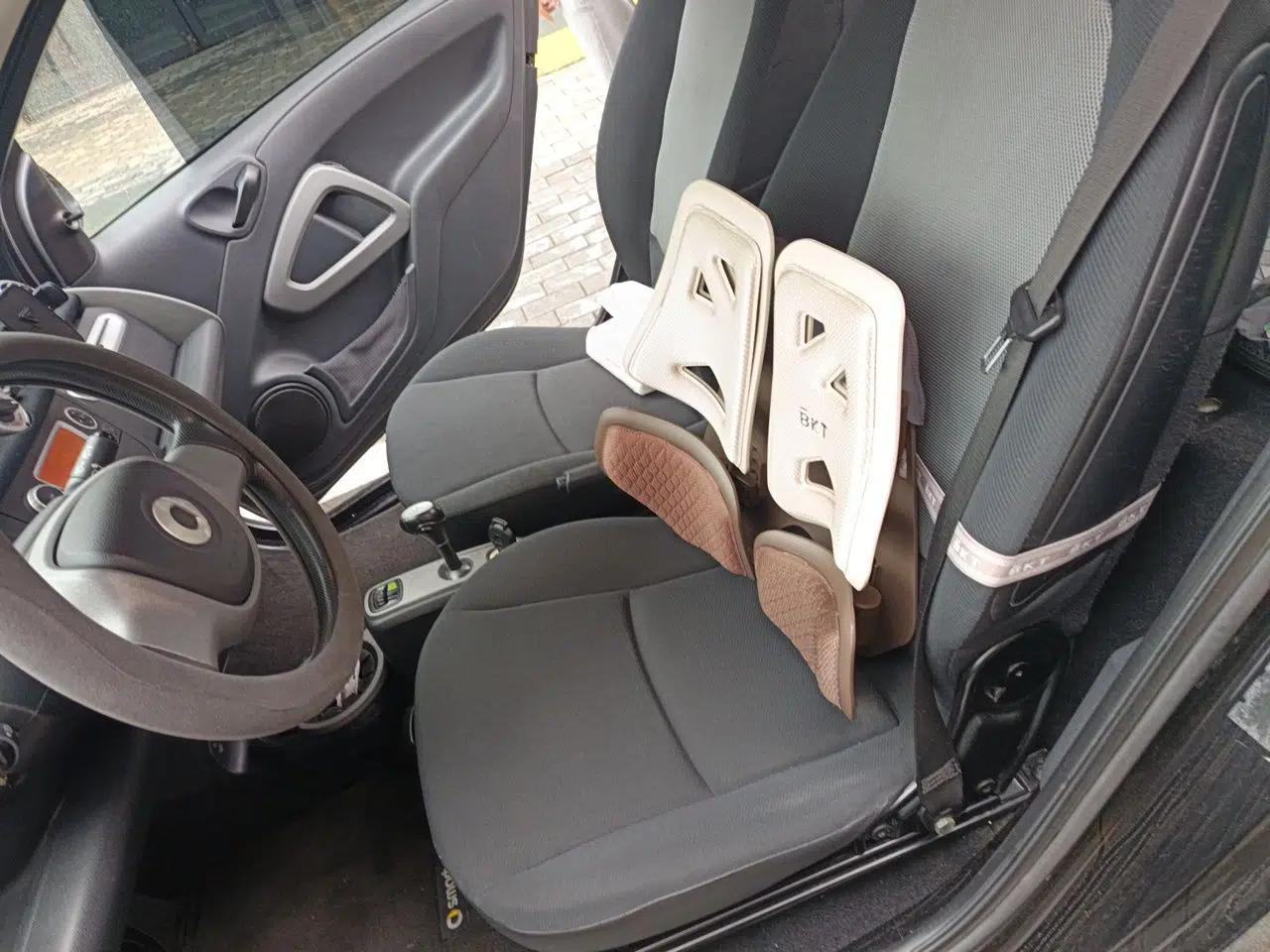 smart fortwo 2012 1.0 MHD Hardtop Standard Edition — миниатюра 16