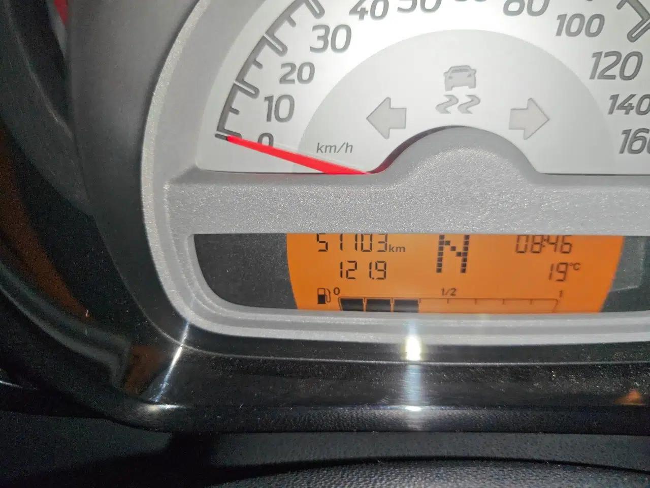 smart fortwo 2012 1.0 MHD Hardtop Standard Edition — миниатюра 13