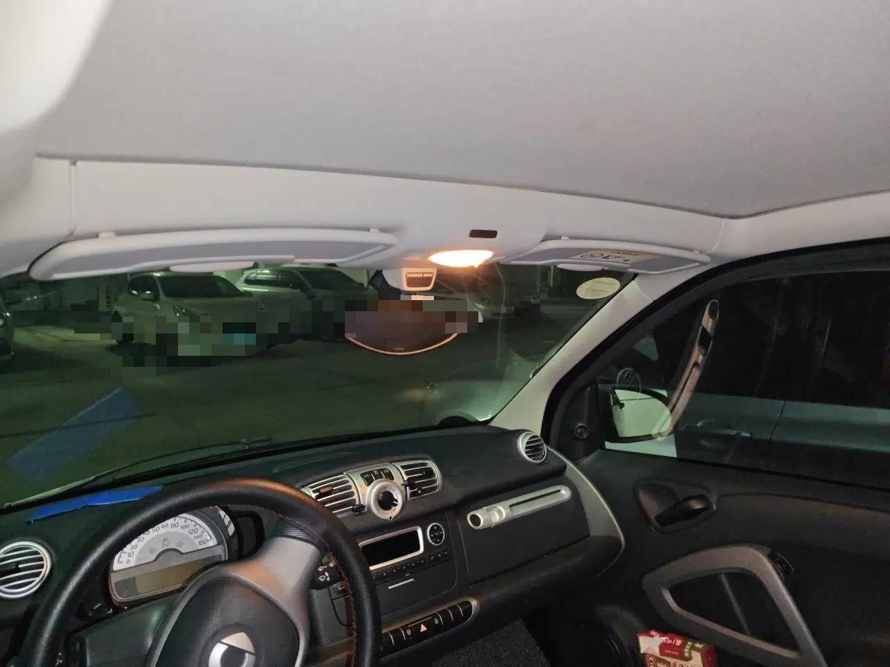 smart fortwo 2012 1.0 MHD Hardtop Standard Edition — миниатюра 19