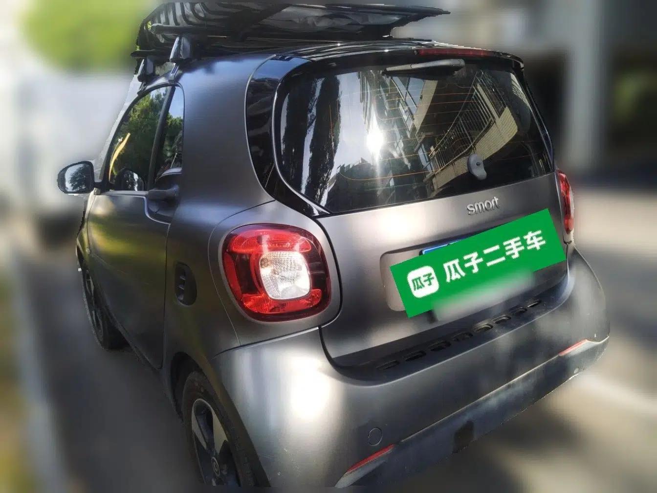 smart fortwo 2018 1.0L 52 kW Yaojin Special Edition China V Standard — миниатюра 4
