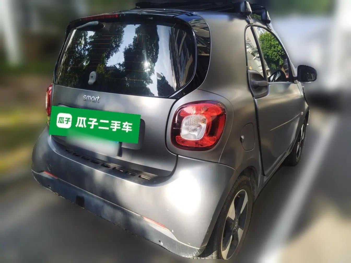 smart fortwo 2018 1.0L 52 kW Yaojin Special Edition China V Standard — миниатюра 6