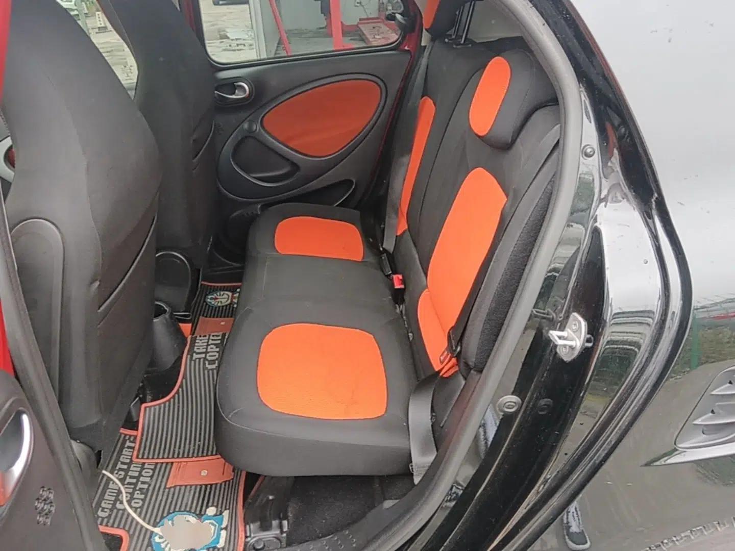 smart forfour 2016 1.0L 52 kW Passion Edition — миниатюра 20