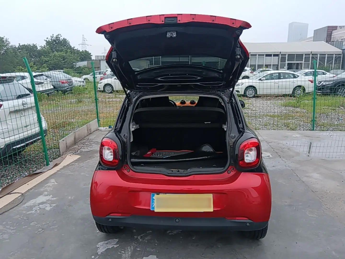 smart forfour 2016 1.0L 52 kW Passion Edition — миниатюра 22