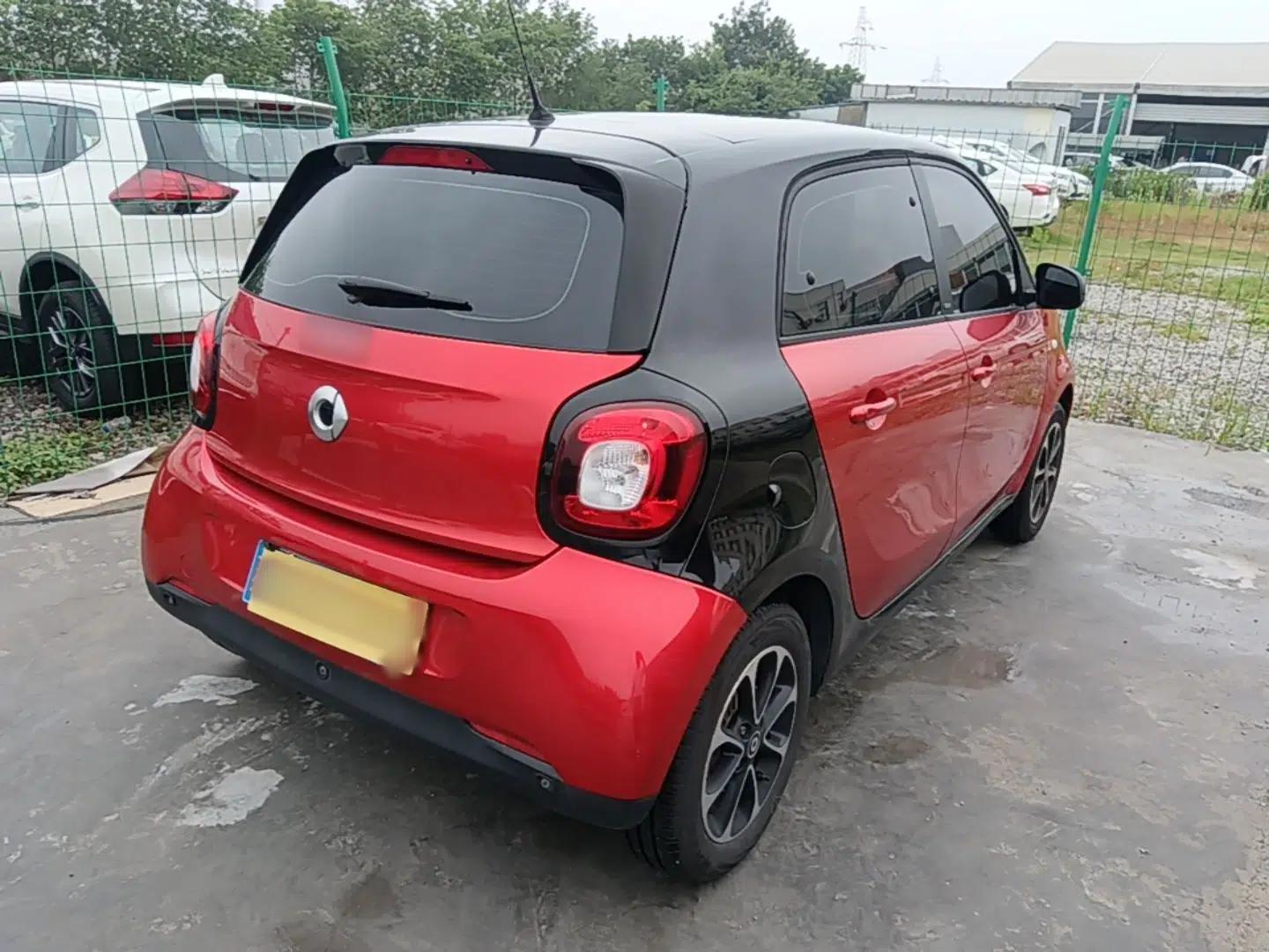 smart forfour 2016 1.0L 52 kW Passion Edition — миниатюра 6