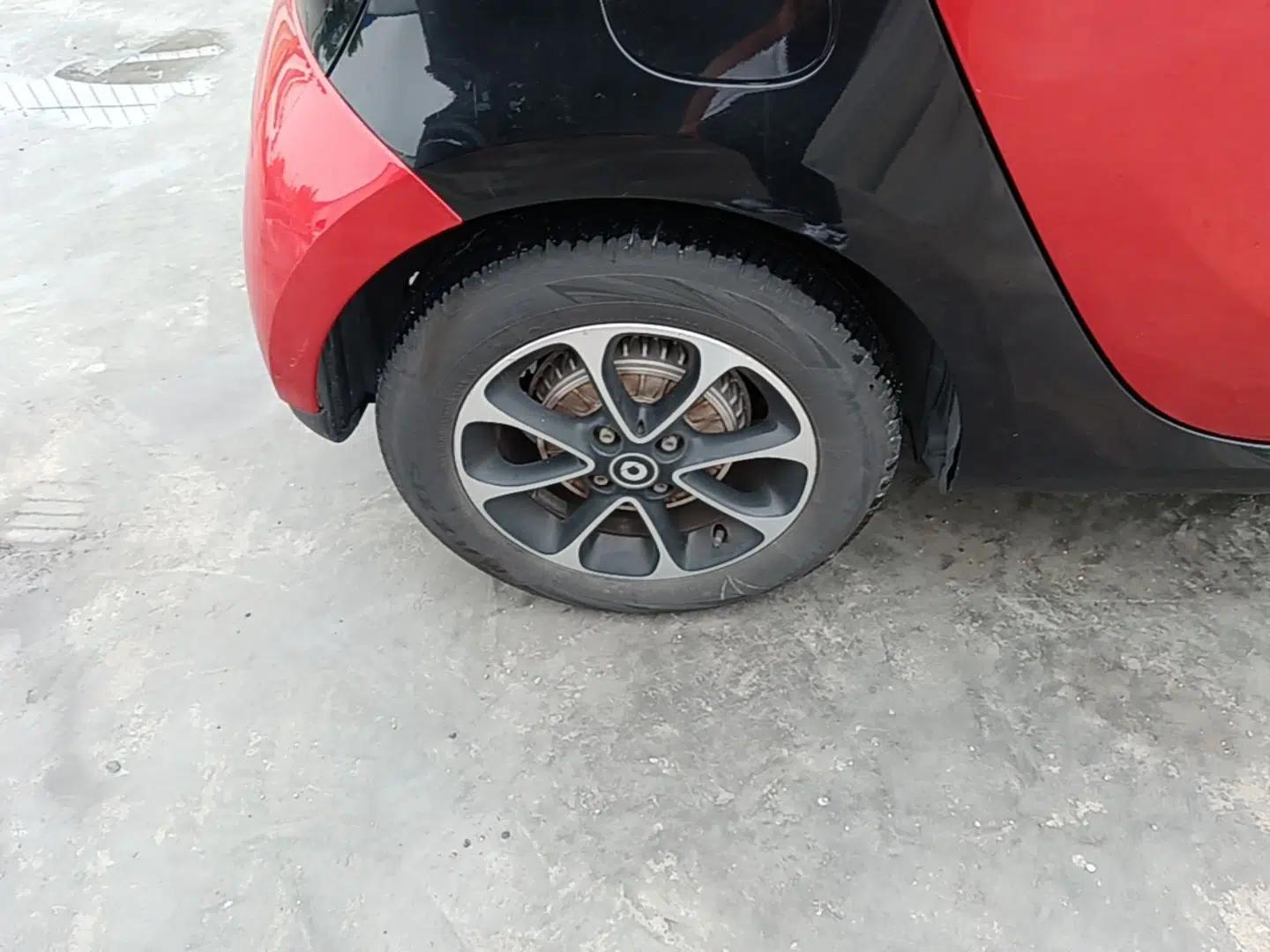 smart forfour 2016 1.0L 52 kW Passion Edition — миниатюра 10