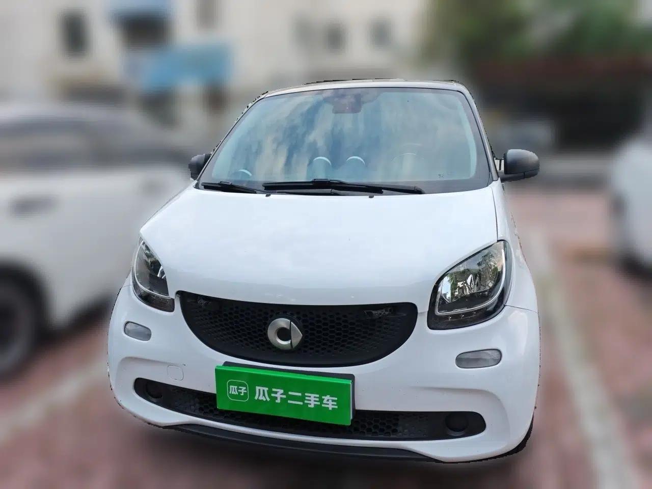 smart forfour 2016 1.0L 52 kW Dynamic Edition — миниатюра 2