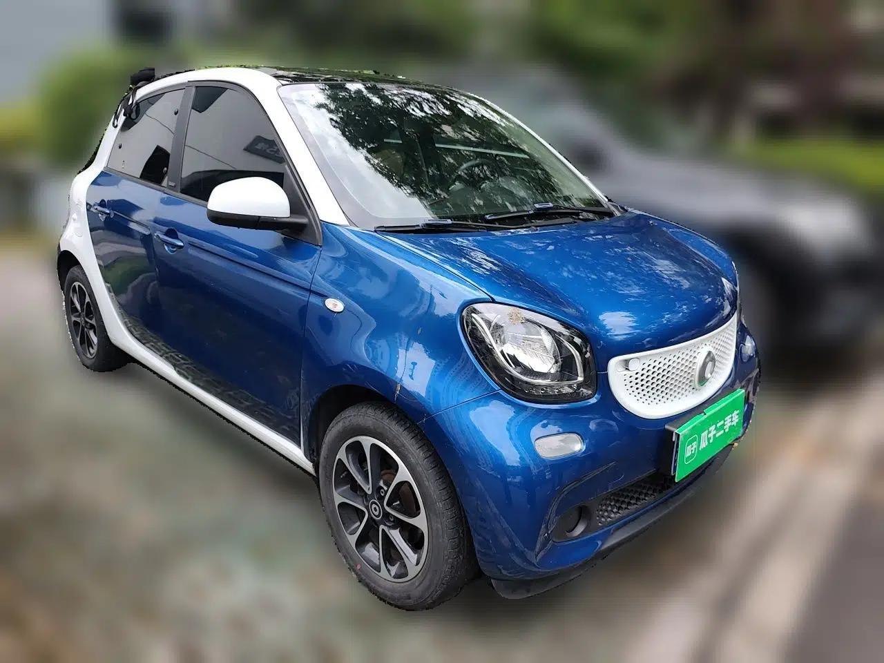 smart forfour 2016 1.0L 52 kW Passion Edition — миниатюра 3