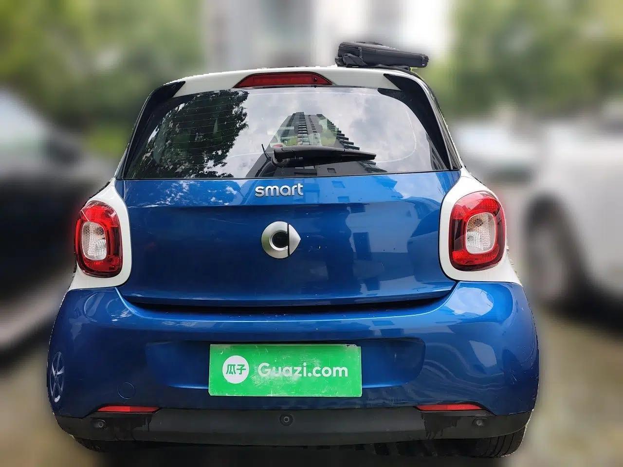 smart forfour 2016 1.0L 52 kW Passion Edition — миниатюра 5