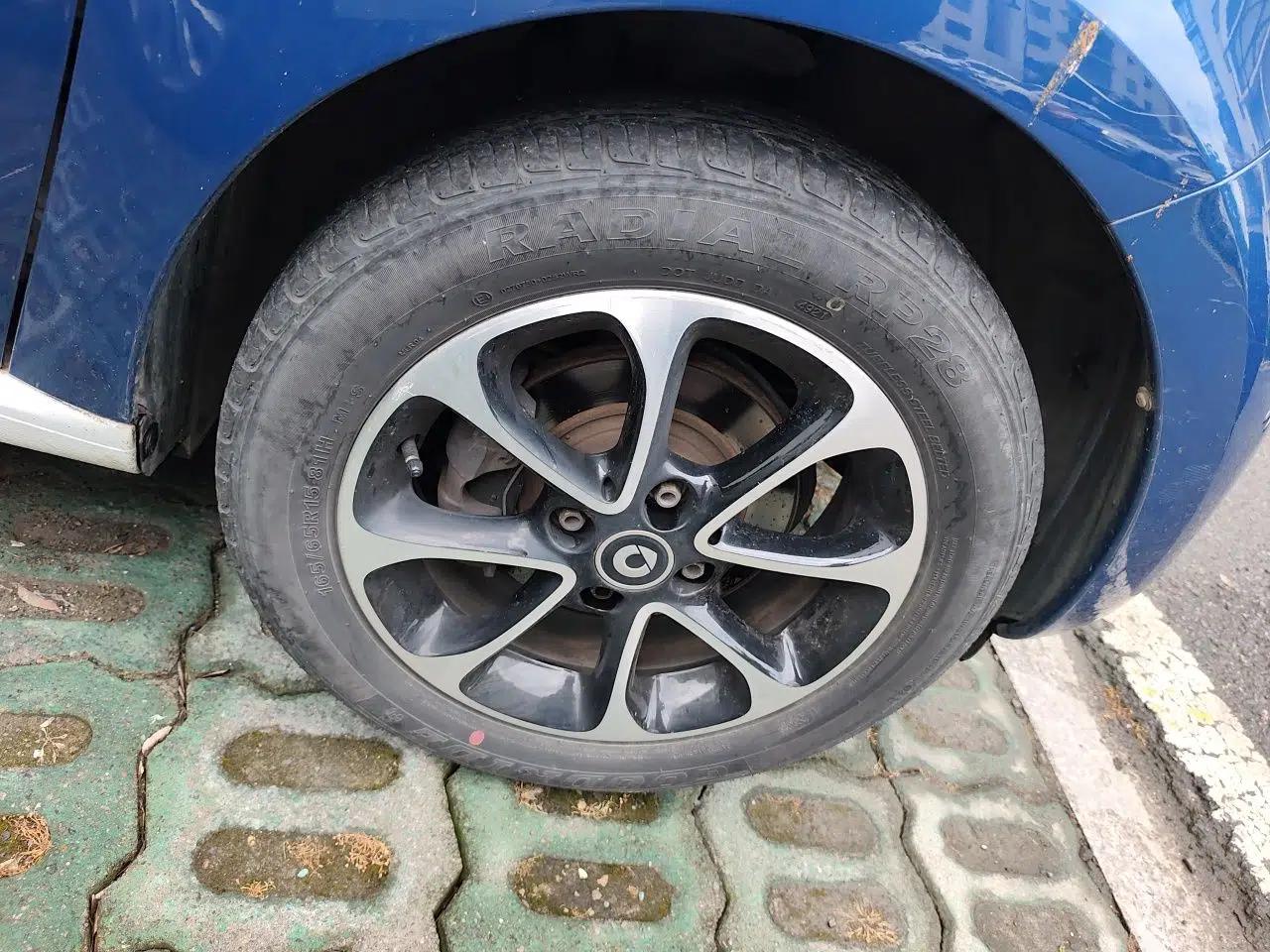 smart forfour 2016 1.0L 52 kW Passion Edition — миниатюра 8