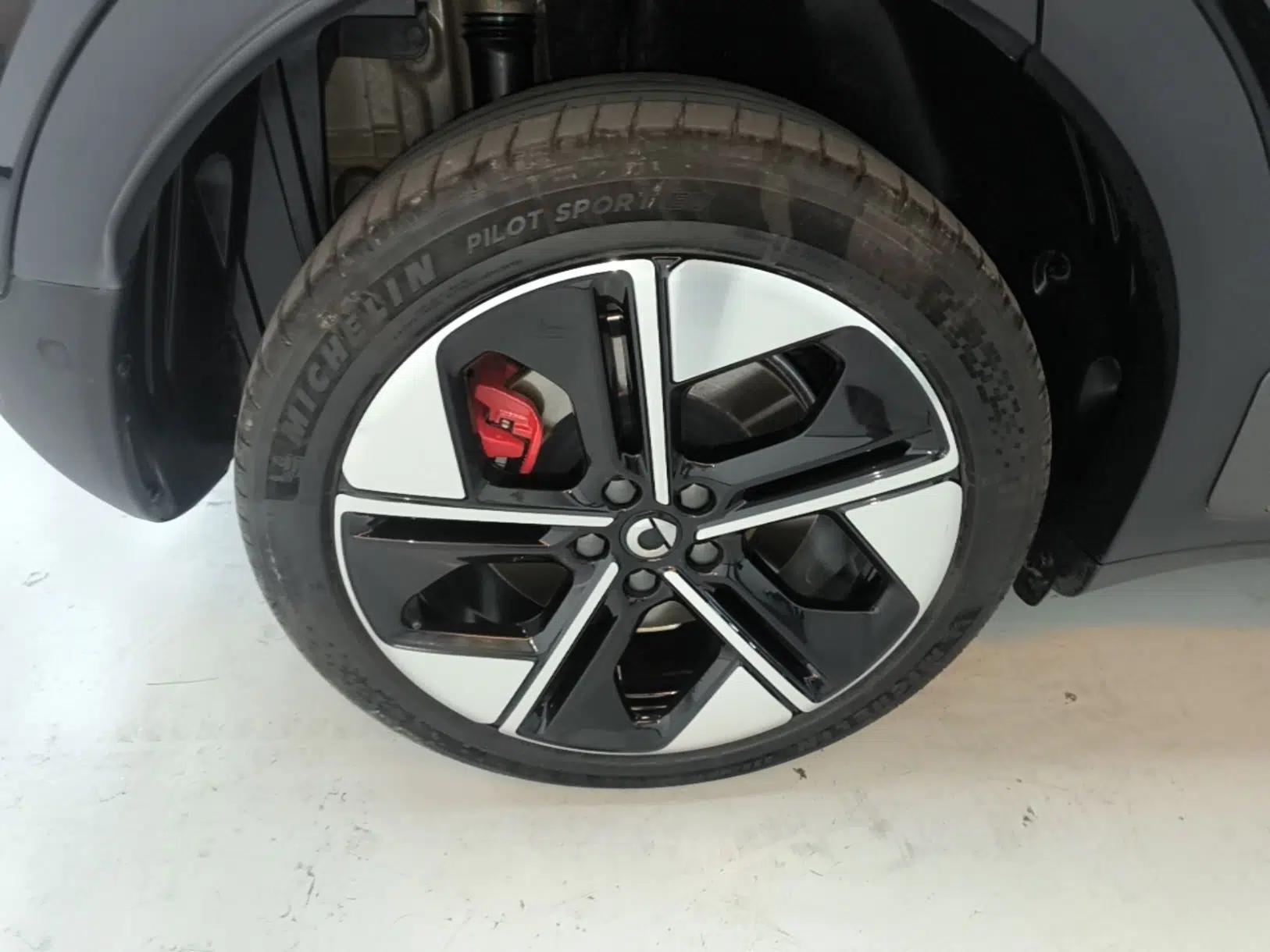 smart #1 2022 BRABUS Performance Edition — миниатюра 10