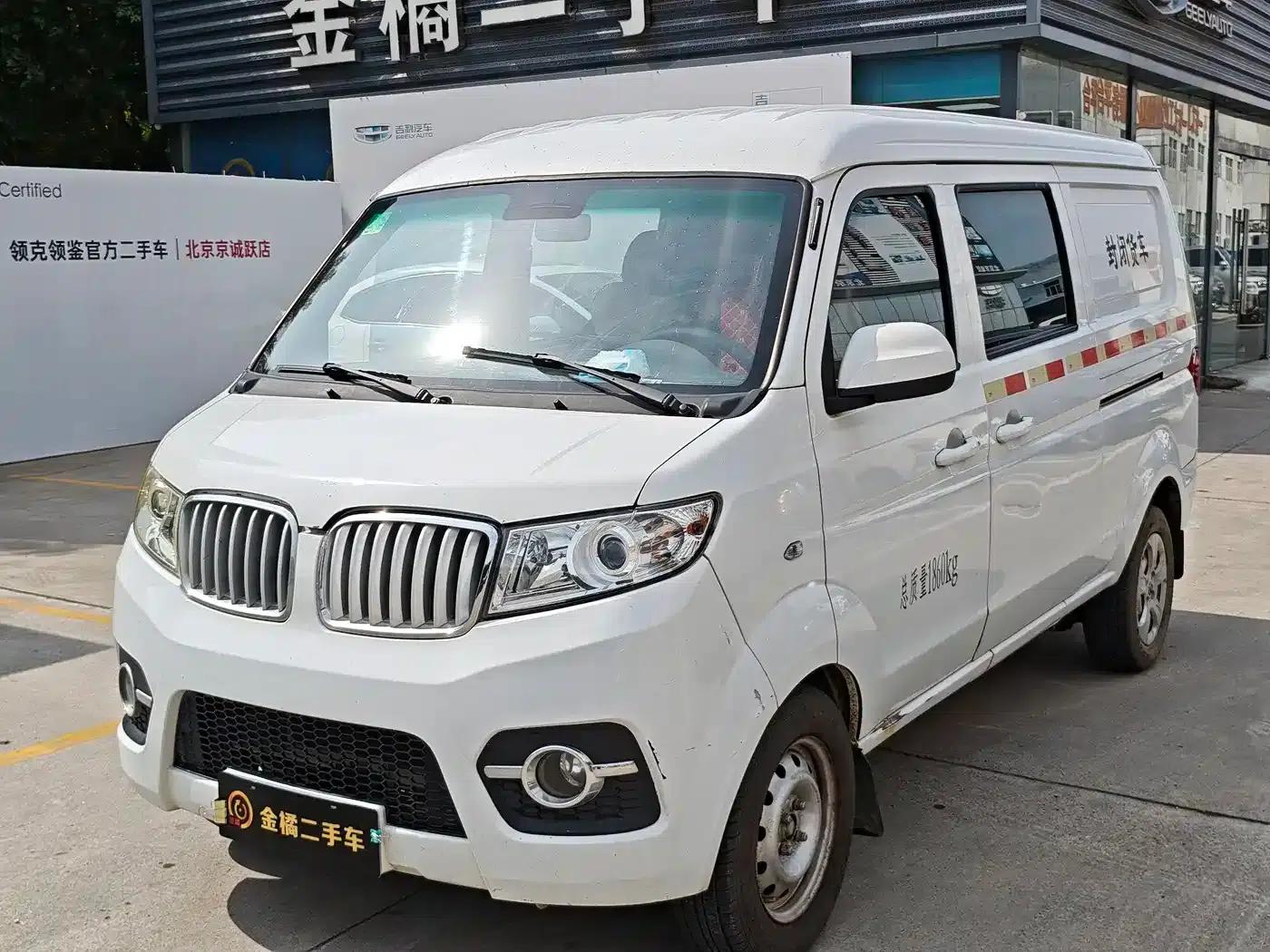 Little Sea Lion X30 2018 Model 1.3L Van Comfort Edition DLCG12 — миниатюра 1