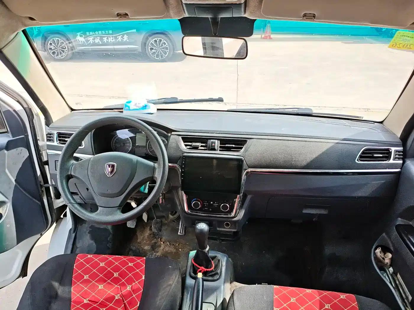 Little Sea Lion X30 2018 Model 1.3L Van Comfort Edition DLCG12 — миниатюра 12