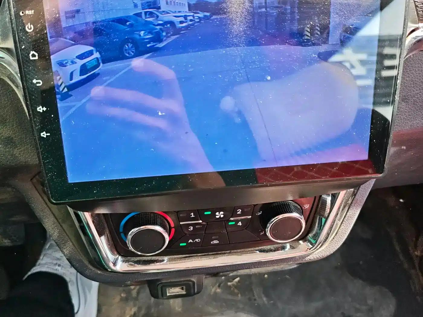 Little Sea Lion X30 2018 Model 1.3L Van Comfort Edition DLCG12 — миниатюра 13
