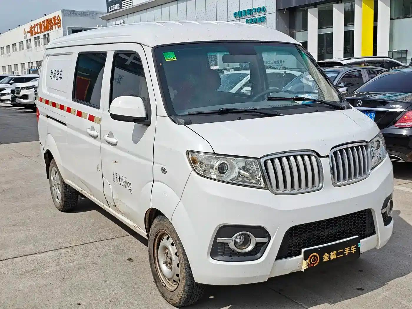 Little Sea Lion X30 2018 Model 1.3L Van Comfort Edition DLCG12 — миниатюра 4