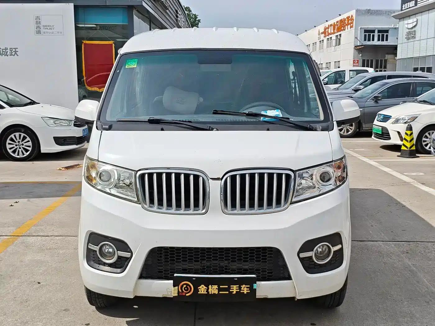 Little Sea Lion X30 2018 Model 1.3L Van Comfort Edition DLCG12 — миниатюра 5