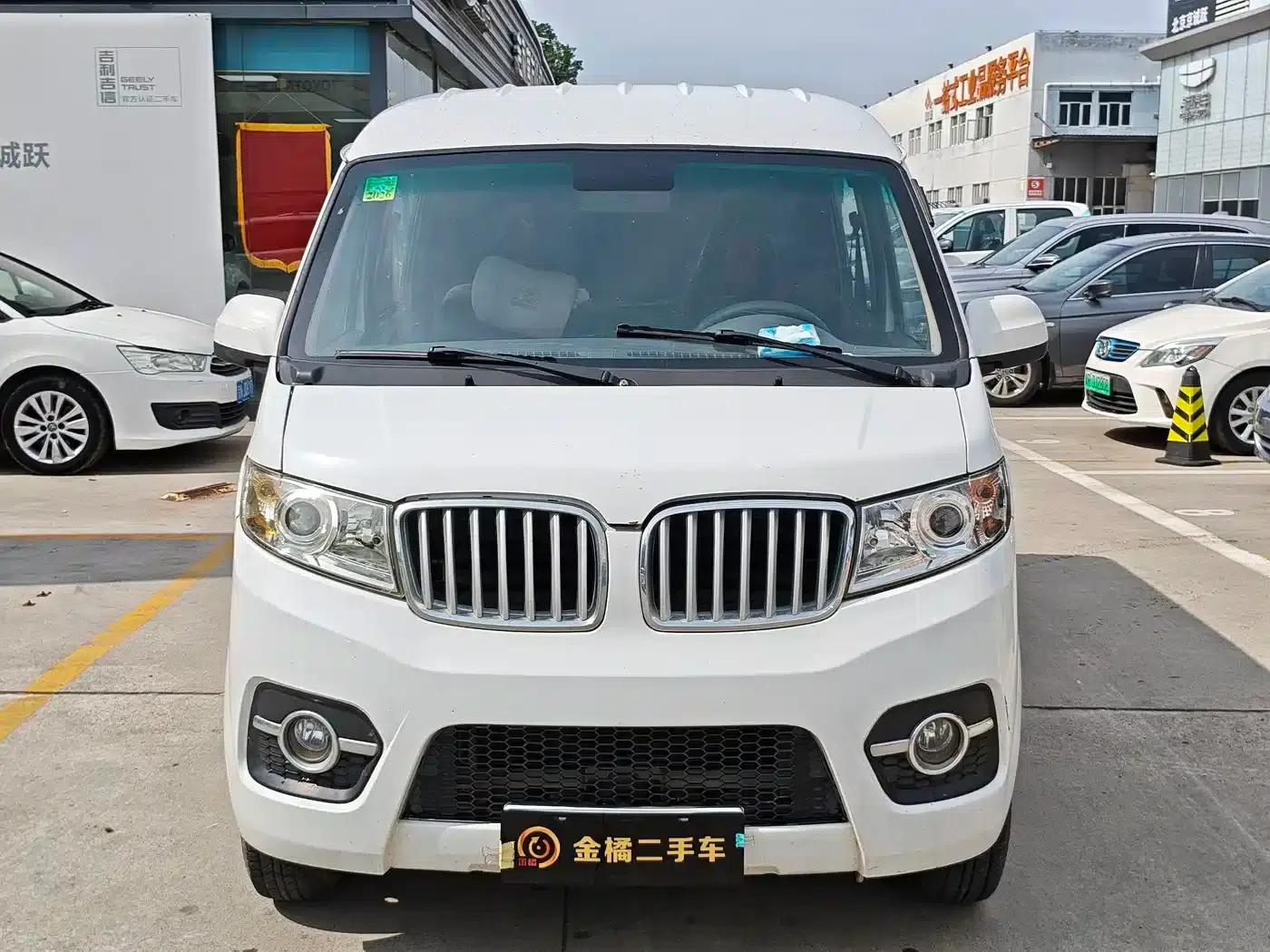 Little Sea Lion X30 2018 Model 1.3L Van Comfort Edition DLCG12 — миниатюра 6