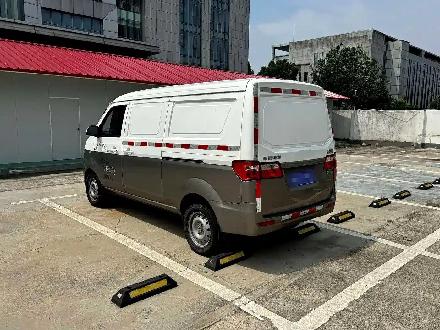 Little Sea Lion X30 2021 Model 1.5L Wealth-Type Van (National VI Emission Standard) SWC15M — миниатюра 5