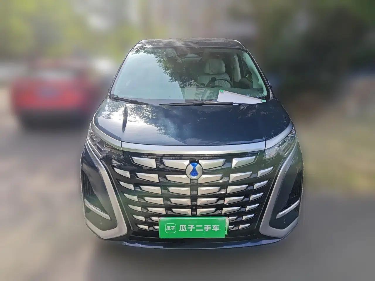 Denza D9 2022 DM-i 970 Four-Wheel Drive Flagship Model — миниатюра 2