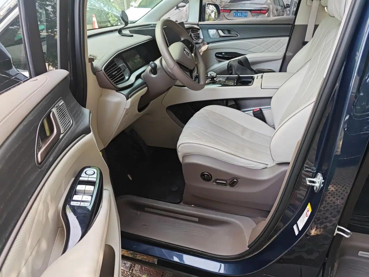 Denza D9 2022 DM-i 970 Four-Wheel Drive Flagship Model — миниатюра 17