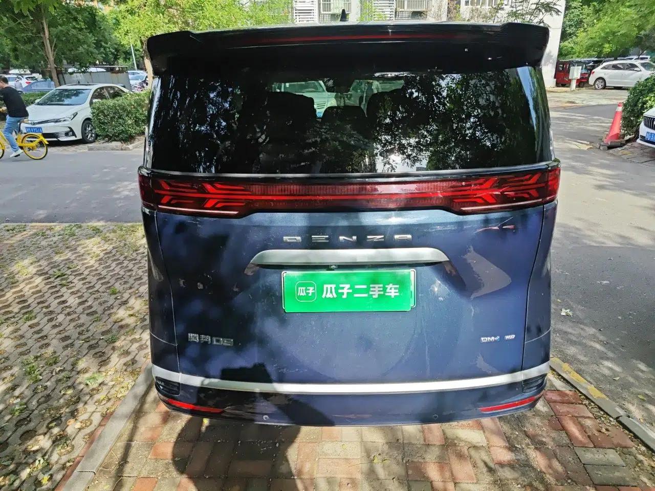 Denza D9 2022 DM-i 970 Four-Wheel Drive Flagship Model — миниатюра 5