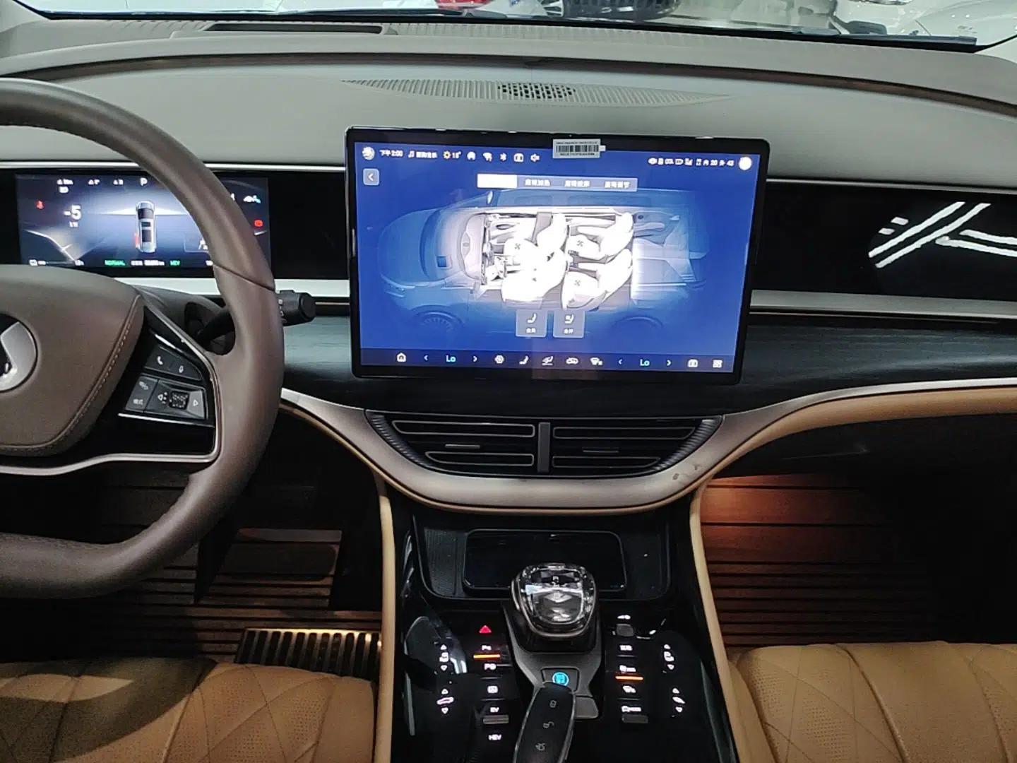 Denza D9 2024 DM-i 980 Four-Wheel Drive Flagship Model — миниатюра 16