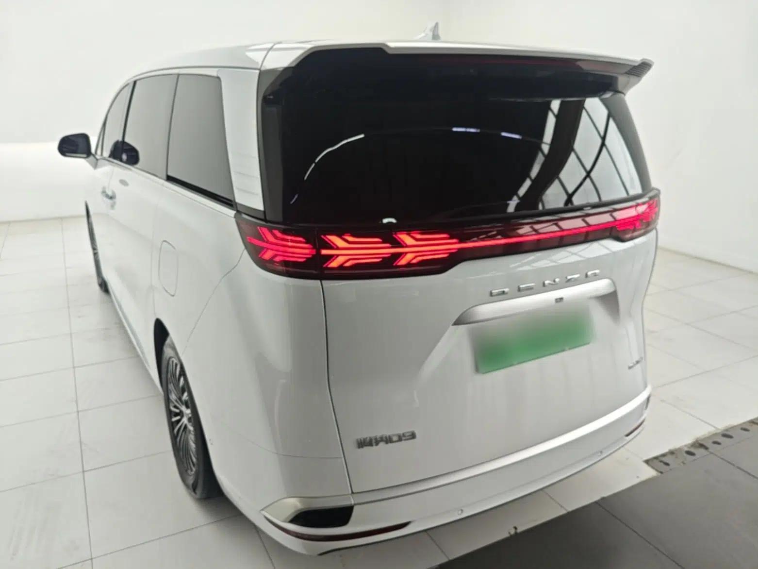 Denza D9 2022 DM-i 970 Four-Wheel Drive Flagship Model — миниатюра 4