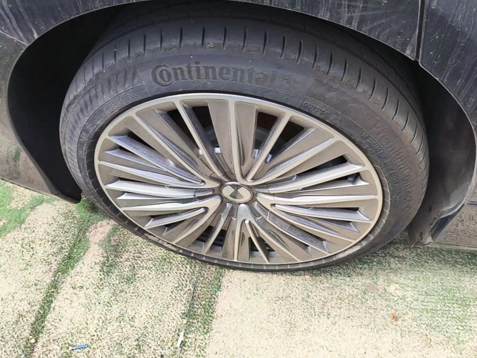 Denza Z9 2024 1100 km All-Wheel-Drive Ultra Version — миниатюра 10
