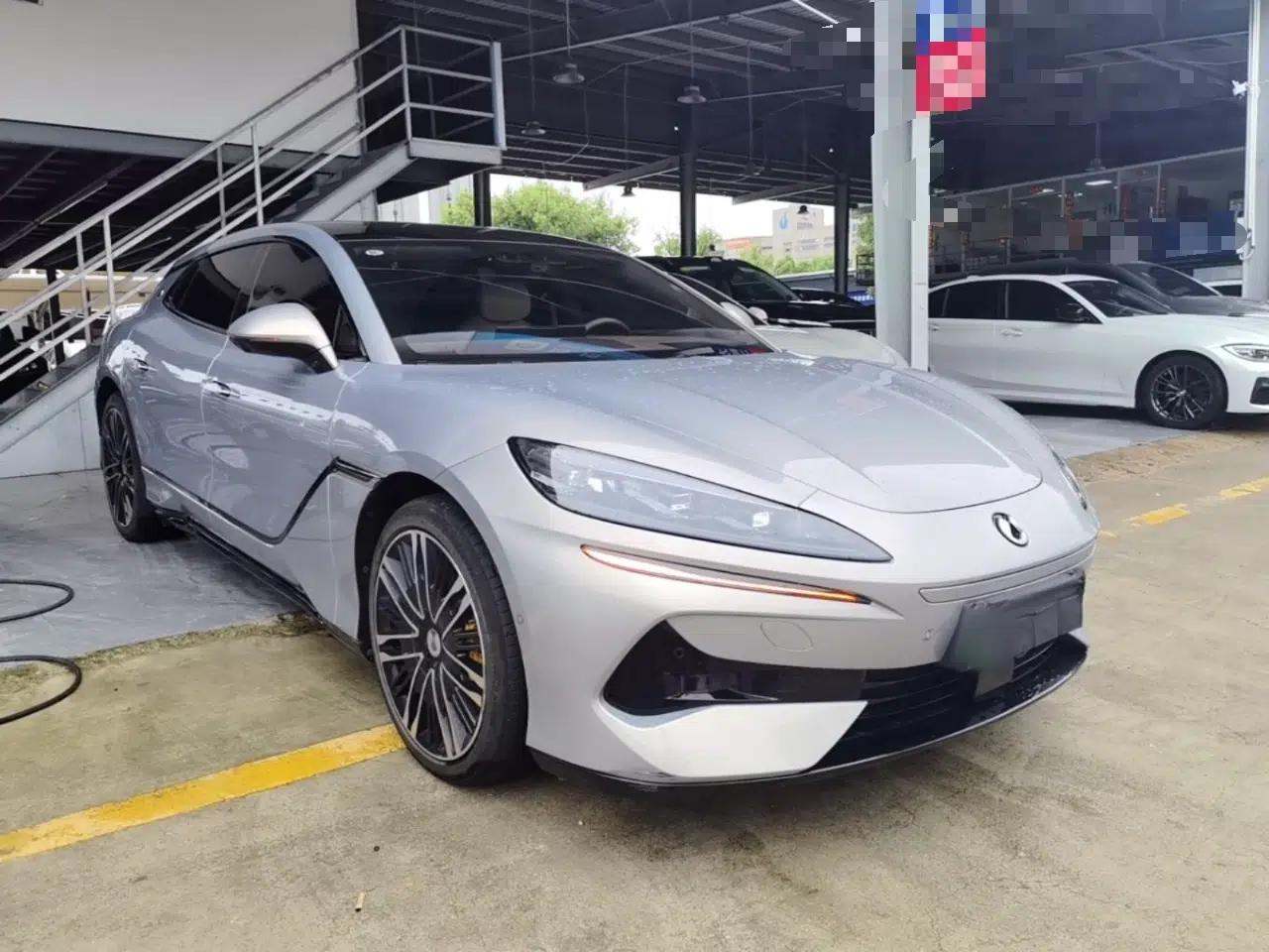 Denza Z9GT 2024 1100 Four-Wheel Drive Ultra Version — миниатюра 3