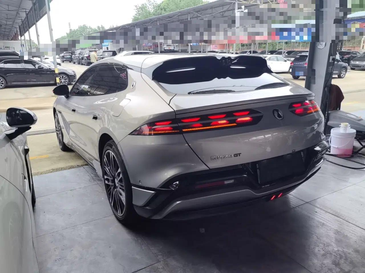 Denza Z9GT 2024 1100 Four-Wheel Drive Ultra Version — миниатюра 4