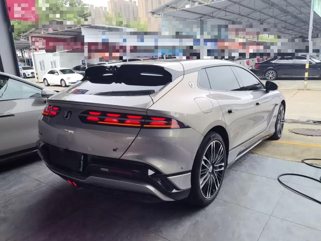 Denza Z9GT 2024 1100 Four-Wheel Drive Ultra Version — миниатюра 6