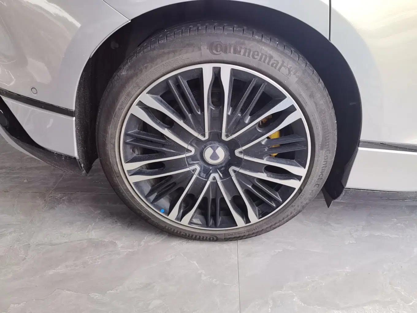 Denza Z9GT 2024 1100 Four-Wheel Drive Ultra Version — миниатюра 10