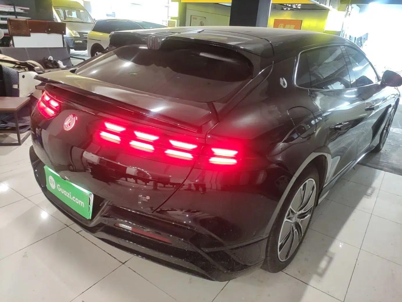 Denza Z9GT 2024 1100 Four-Wheel Drive Max Edition — миниатюра 6