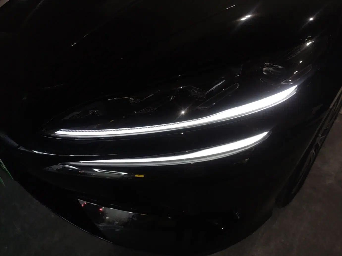 Denza Z9GT 2024 1100 Four-Wheel Drive Max Edition — миниатюра 9
