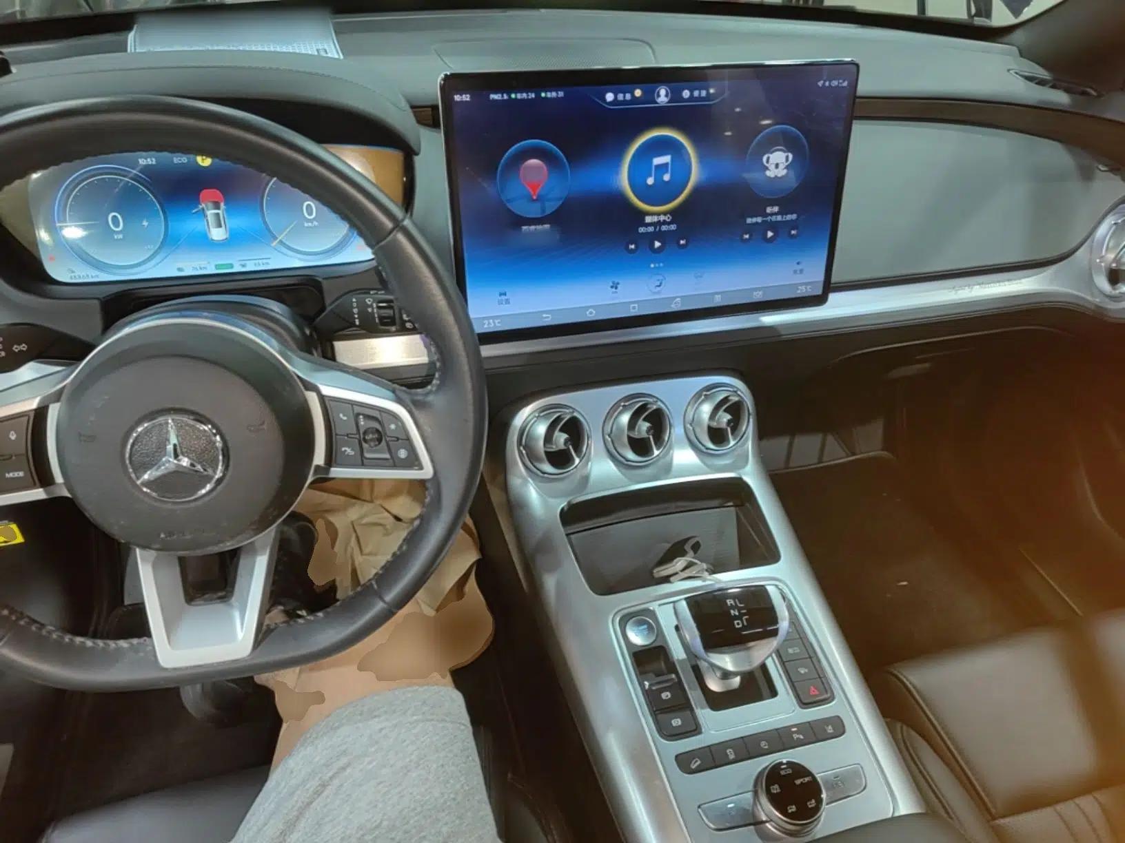 Denza X 2020 PHEV Classic Edition — миниатюра 13