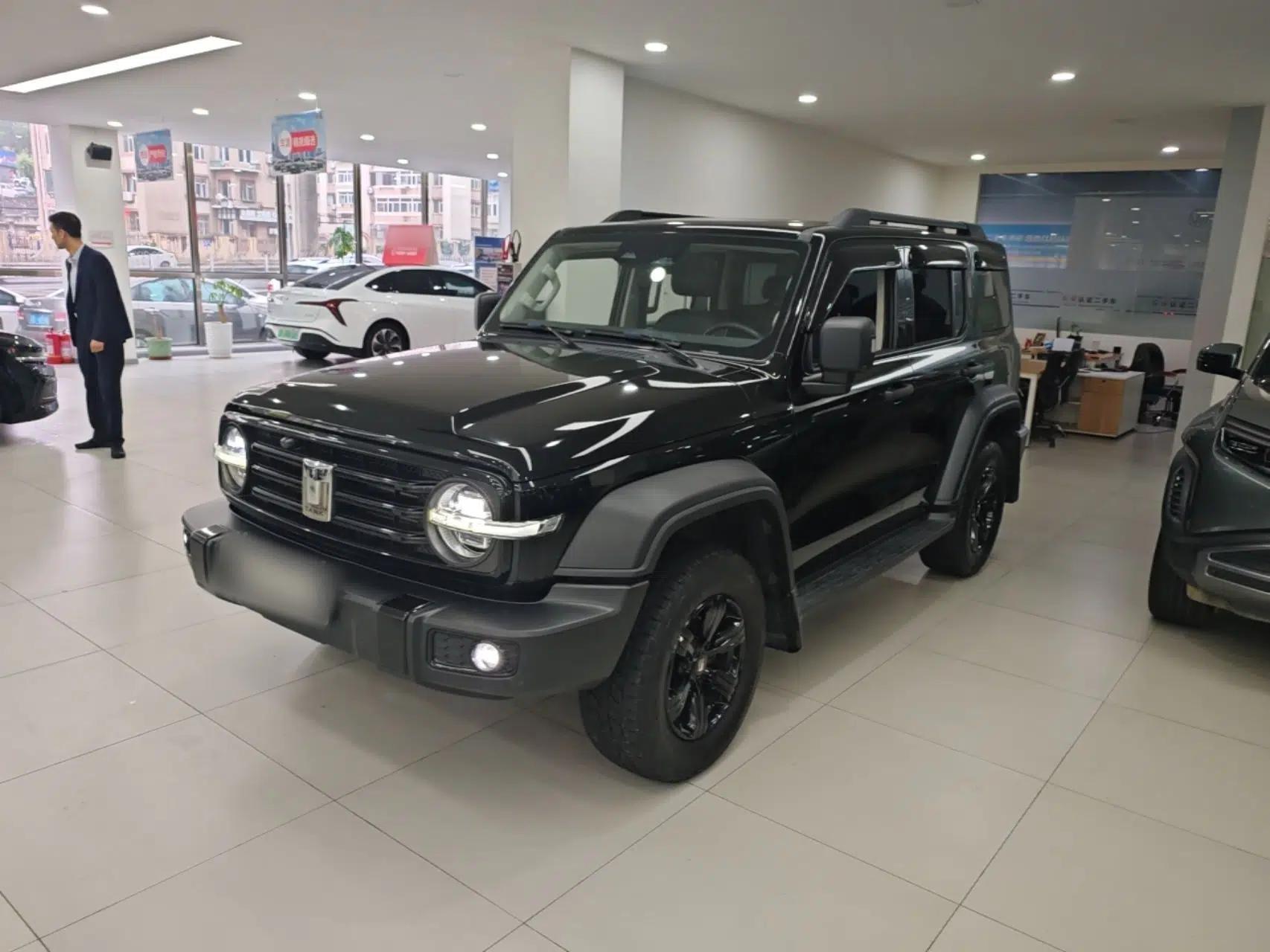 Tank 300 2021 Off-Road Edition 2.0T Challenger — миниатюра 1