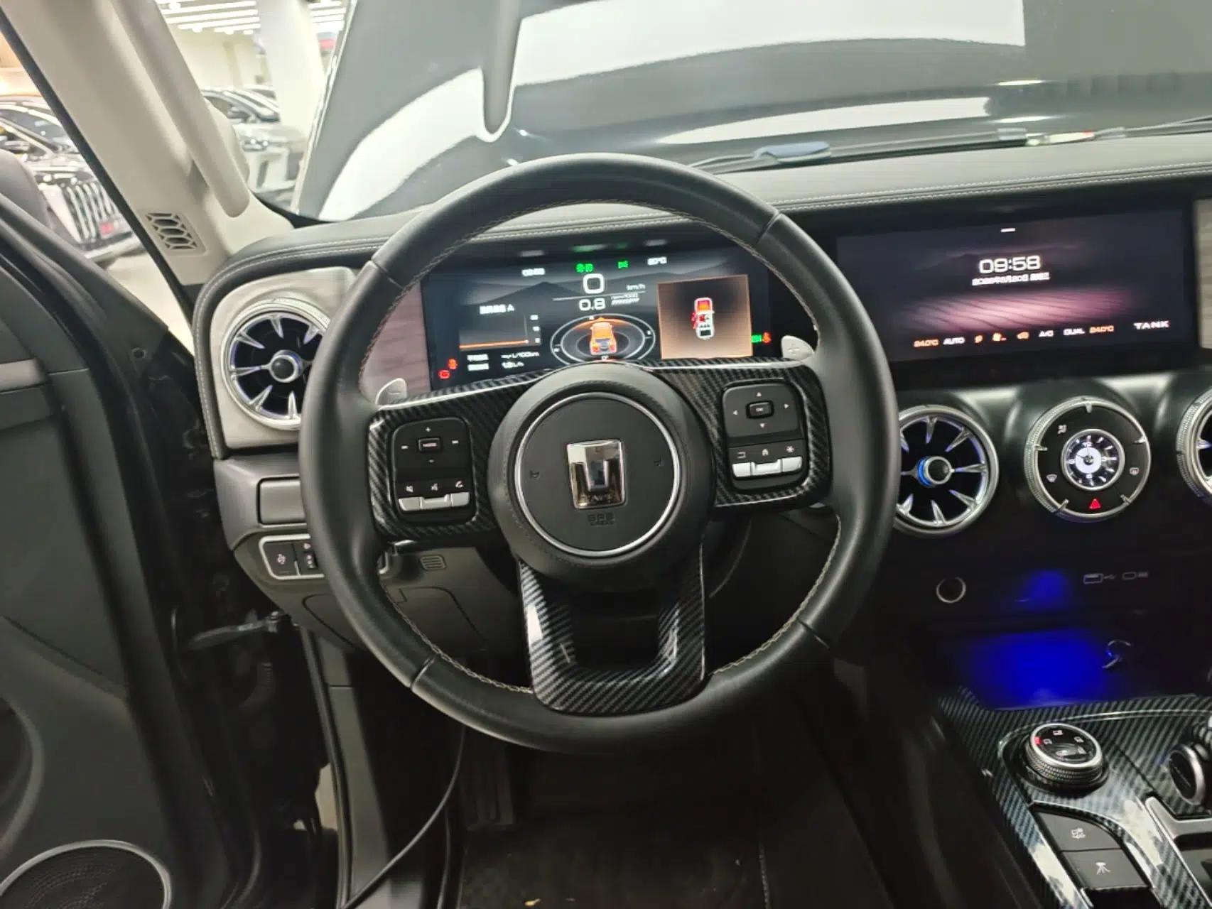 Tank 300 2021 Off-Road Edition 2.0T Challenger — миниатюра 14