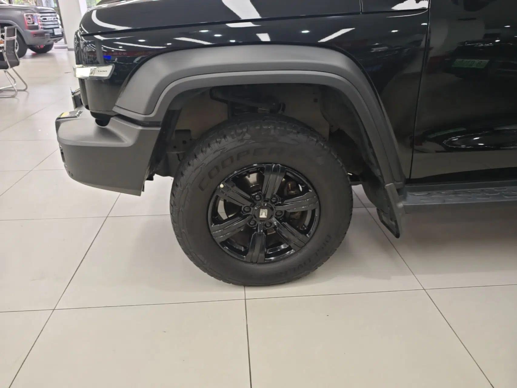 Tank 300 2021 Off-Road Edition 2.0T Challenger — миниатюра 8
