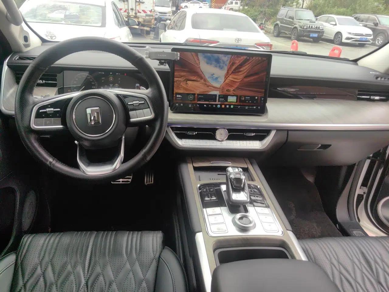 Tank 500 2022 3.0T Sport Edition "Creation" Version 5-Seater — миниатюра 10
