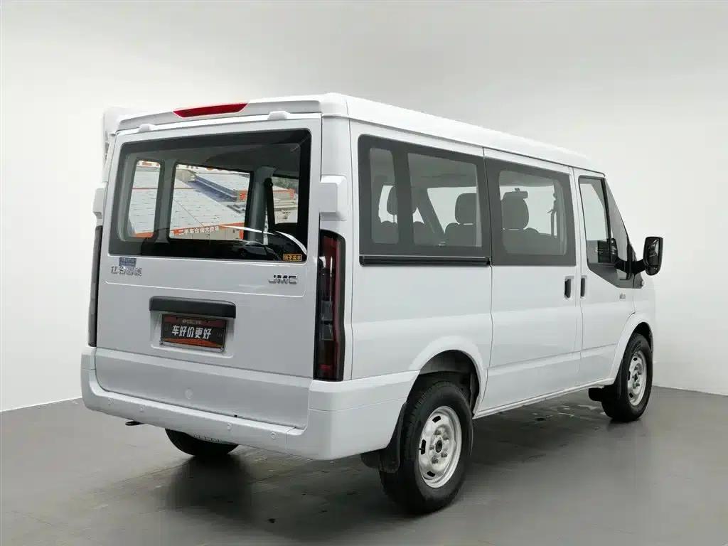 Jiangling Fushun 2022 2.0T Manual Multi-functional Passenger Vehicle, Short Wheelbase, Low Roof, 6 Seats — миниатюра 2