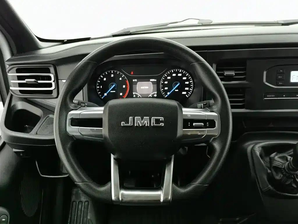 Jiangling Fushun 2022 2.0T Manual Multi-functional Passenger Vehicle, Short Wheelbase, Low Roof, 6 Seats — миниатюра 11